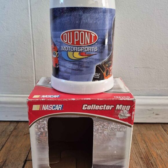 NASCAR Jeff Gordon #24 DuPont Motorsports Stoneware Collector Mug w/ Box - Picture 5 of 8